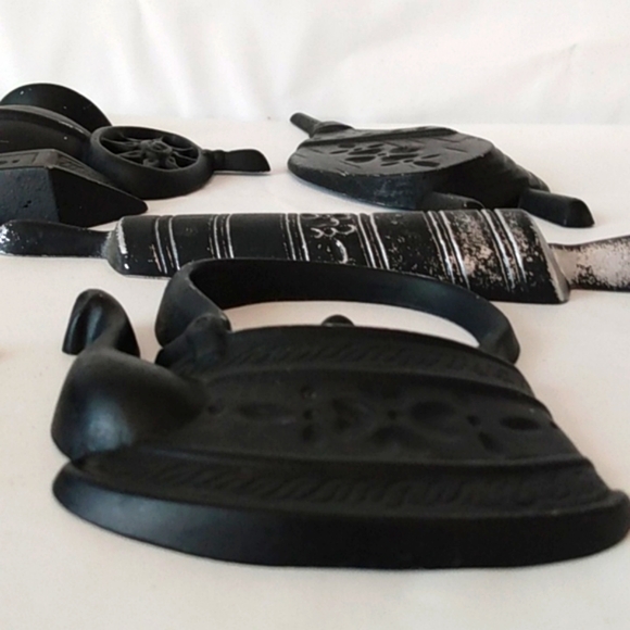 Midwest cast metal Vintage kitchen wall decor plaques - Picture 12 of 14